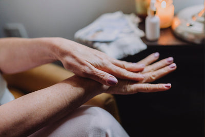Dry and irritated hands during winter