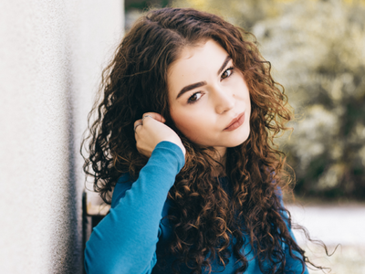 How to use castor oil for skin and hair?