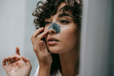 Should You Pop Your Blackheads?
